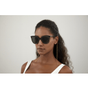 Okulary przeciwsłoneczne Gucci GG1076S 001